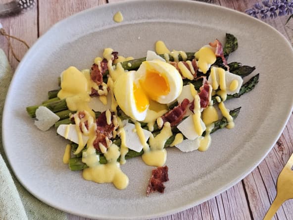 Asperges et sauce hollandaise