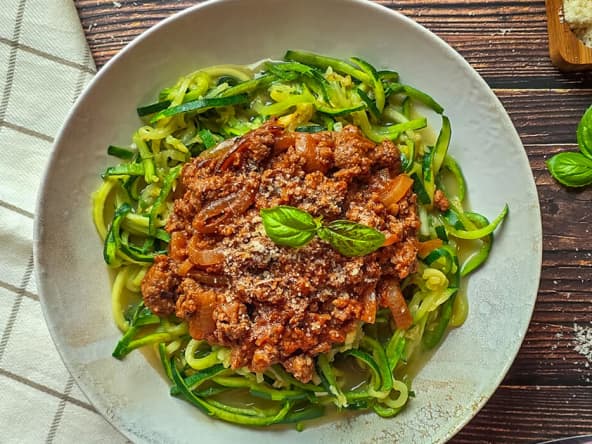 Spaghettis de courgettes bolognaise