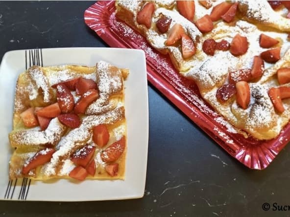 Pancake géant aux fraises