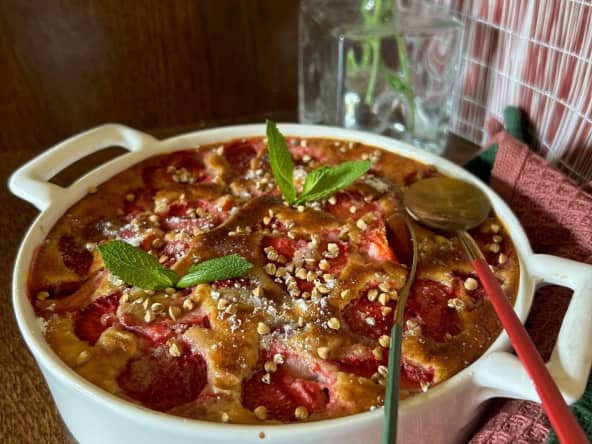 Clafoutis aux fraises rhubarbe et vanille