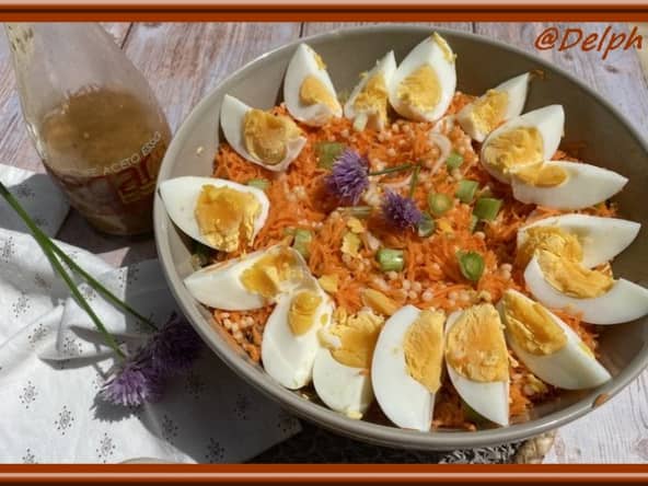 Salade de carottes râpées, pâtes plomb et oignons