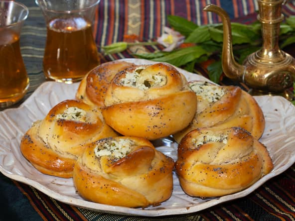 Poğaça, petits pains turcs feta et persil