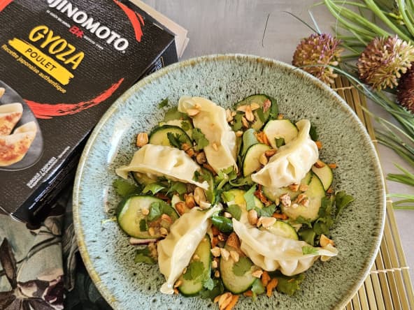 Salade asiatique aux gyoza