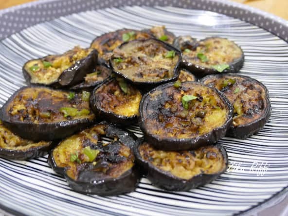 Aubergines rôties aux anchois