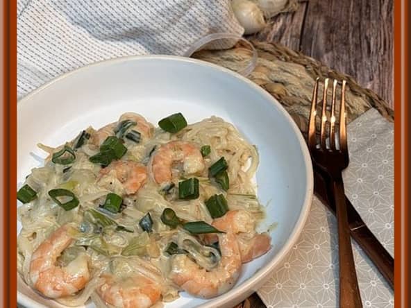 Nouilles de riz aux crevettes et lait de coco