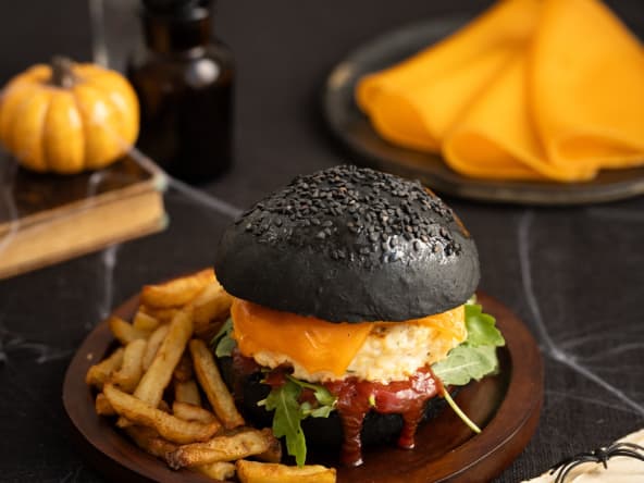 Burger d'Halloween et Mimolette Isigny Sainte-Mère