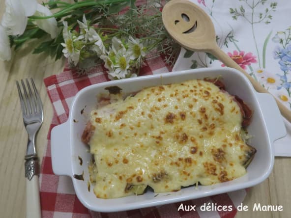 Jambon aux champignons, gratiné à la béchamel et pommes de terre rissolées