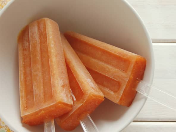 Bâtonnets glacés aux pêches et sirop d'érable