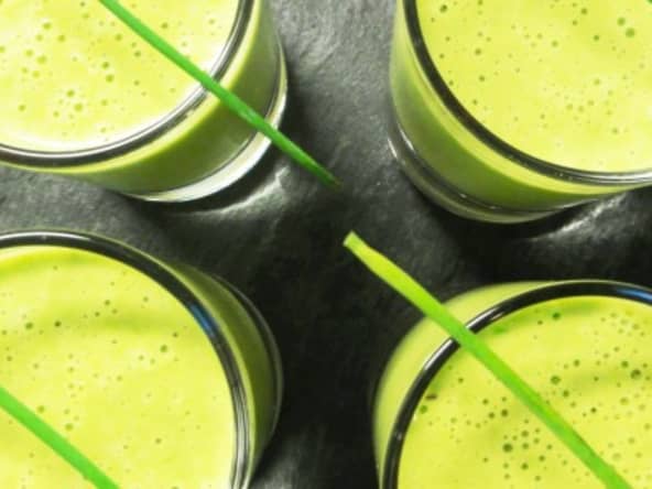 Velouté de petits pois à la ciboulette