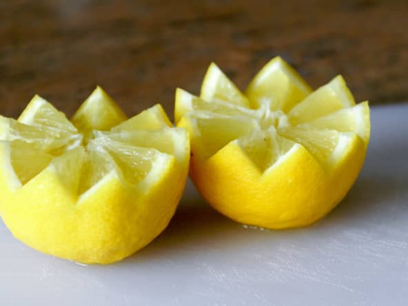 Historier un citron en dents de loup
