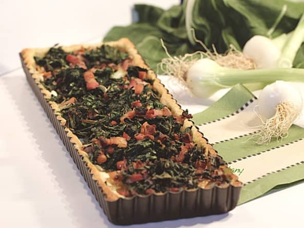 Tarte crémeuse aux blettes et au lard