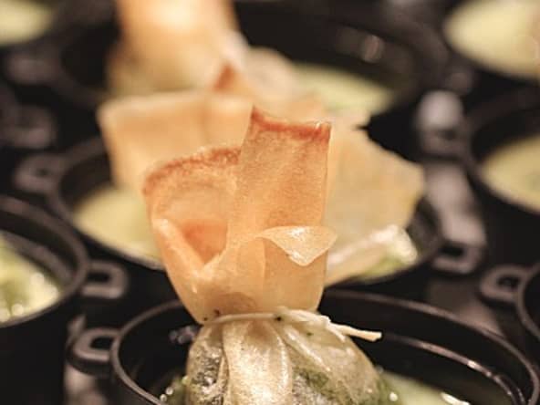 Aumônières d'escargots à la crème de concombre