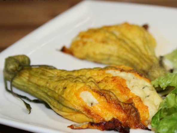 Fleurs de courgettes farcies à la brousse