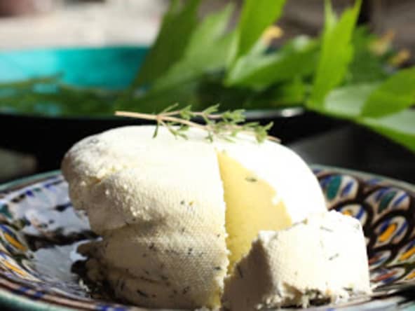 Fromage iranien au thym