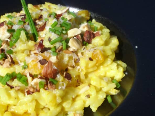 Risotto d'automne à la courge butternut, curcuma et noisettes