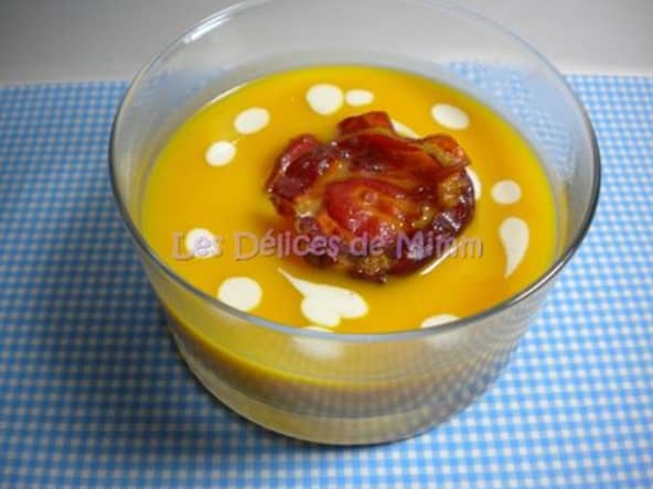 Velouté de courge butternut et chips de pancetta