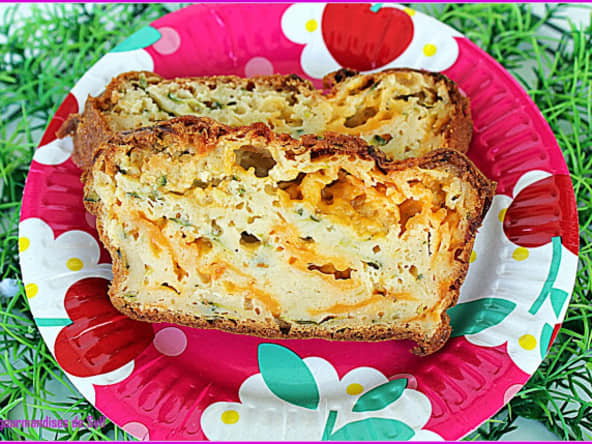Cake courgette cheddar