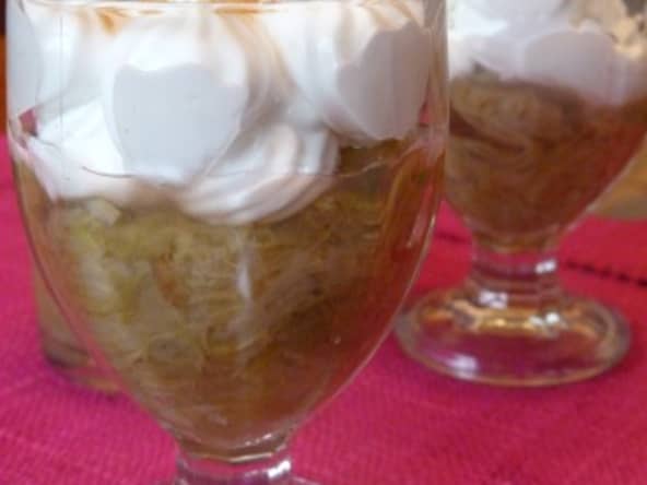 Verrine rhubarbe et meringue.