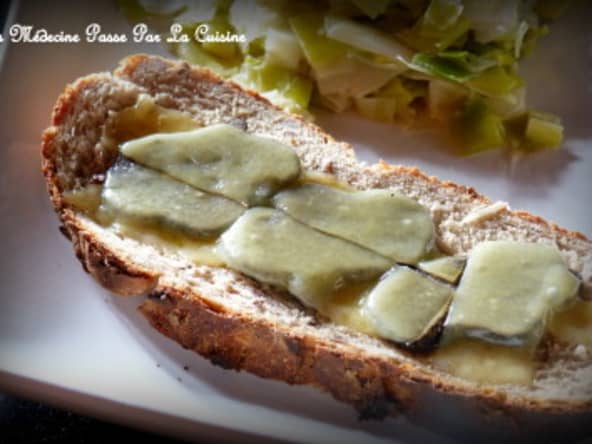 Tartine truffe noire et comté