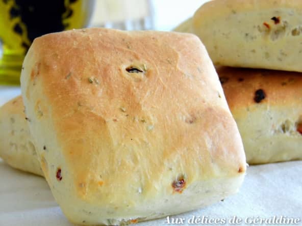 Ciabatta maison au romarin et tomates séchées