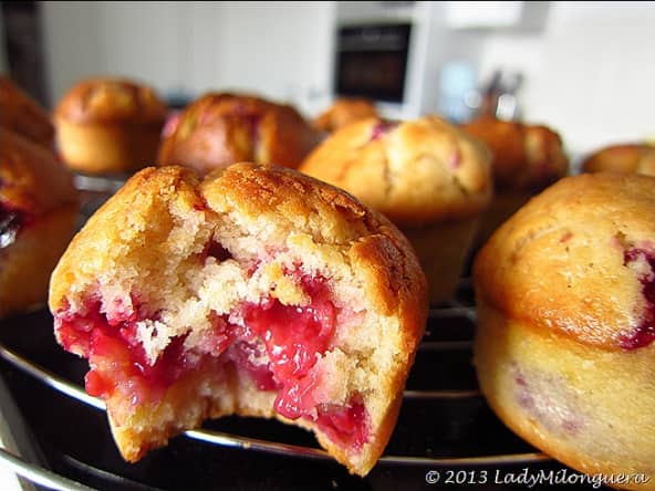Muffins citrons, framboises et pistaches