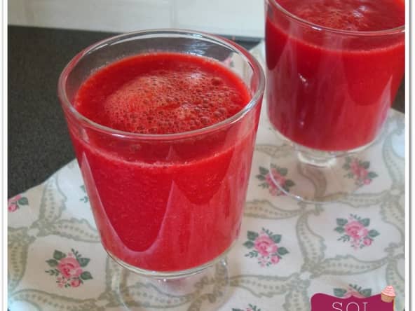 Jus detox orange sanguine, carotte, betterave et chia