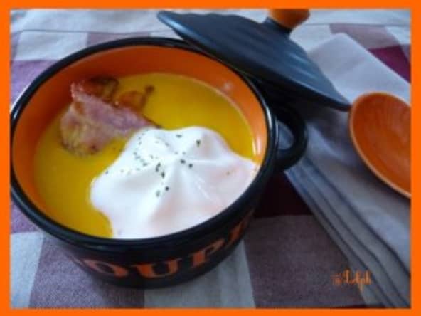 Capuccino de carottes au lard