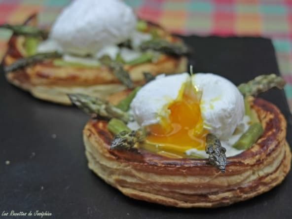 Tartelette d’asperge, œuf poché et crème de parmesan