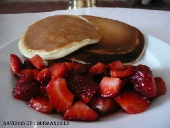 Pancakes au cottage-cheese et fraises