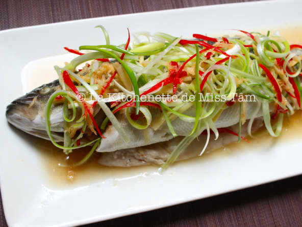 Poisson au gingembre la vapeur - Recette par La Kitchenette de Miss Tm Poisson au gingembre la vapeur - Recette par La Kitchenette de Miss Tm
