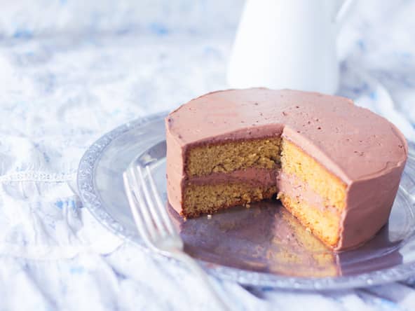 Gâteau praliné avec ganache montée au chocolat praliné