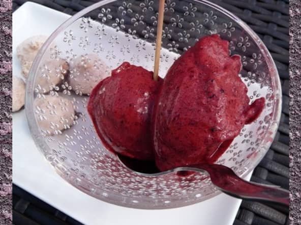 Glace à la mûre