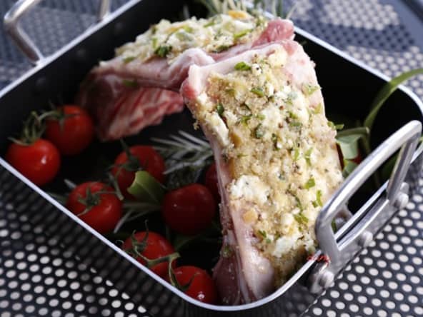 Carré d'agneau en croûte de feta et citron confit
