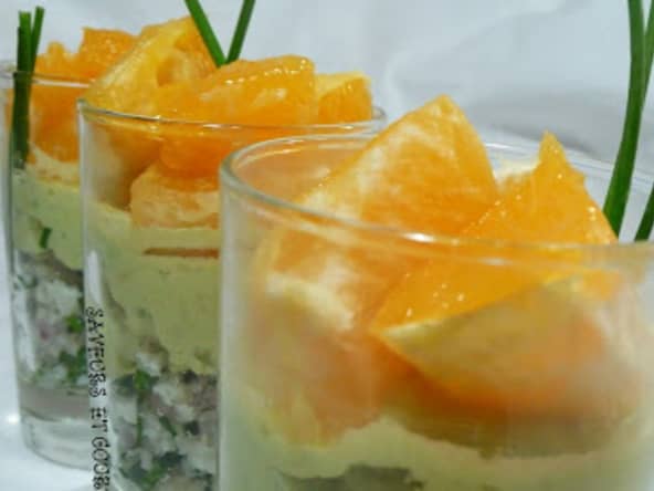 Verrines de crabe à la crème d’avocat.