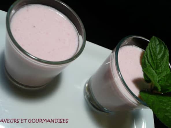 Lassi aux framboises.