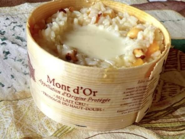 Risotto au Mont d'Or, abricots secs et noisettes