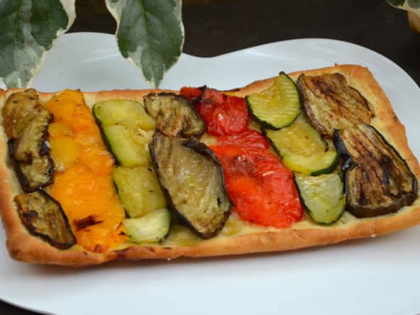 Pizza aux légumes grillés
