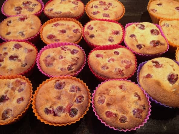 Petits clafoutis aux griottes façon muffins