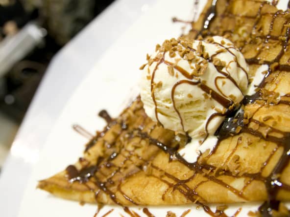 Glace vanille sauce caramel au beurre salé