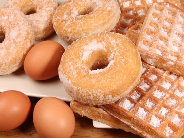 Beignets, gaufres et oeufs