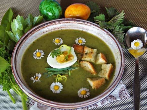 Potage aux pâquerettes