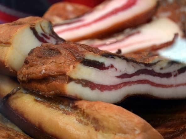 Tranches de lard fumé