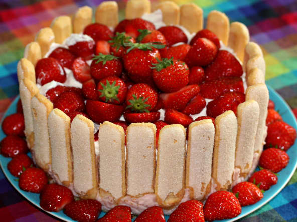 Charlotte aux fraises et boudoirs