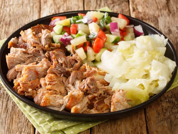 Assiette de porc kalua et ses légumes
