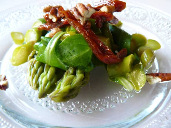 Asperges vertes aux quenelles de neufchatel de Gilles Tournadre