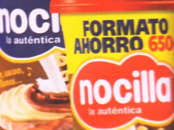 Pot de pâte à tartiner nocilla