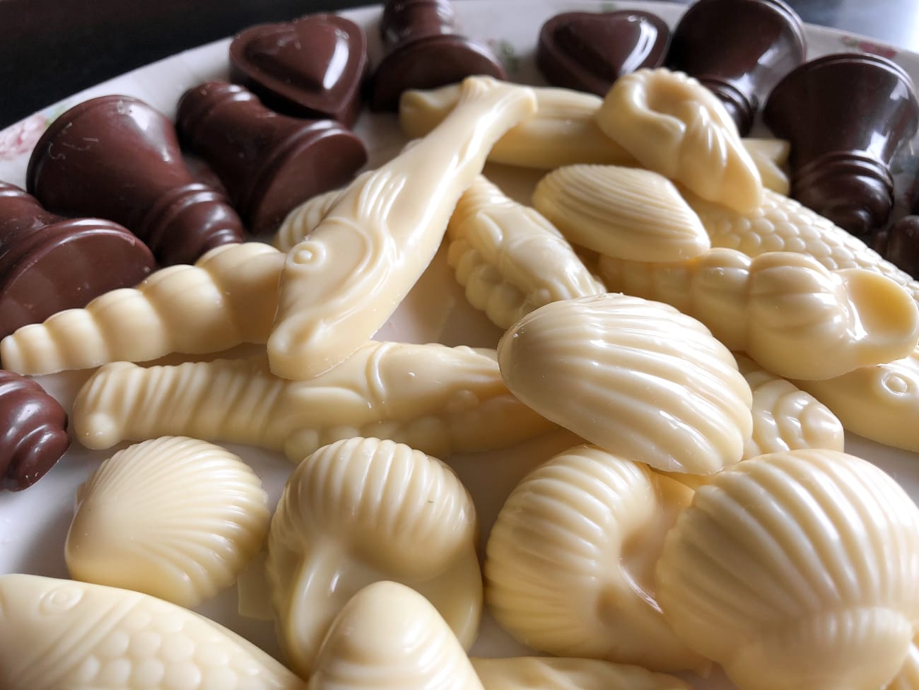 Friture de Pâques au chocolat noir, blanc ou au lait