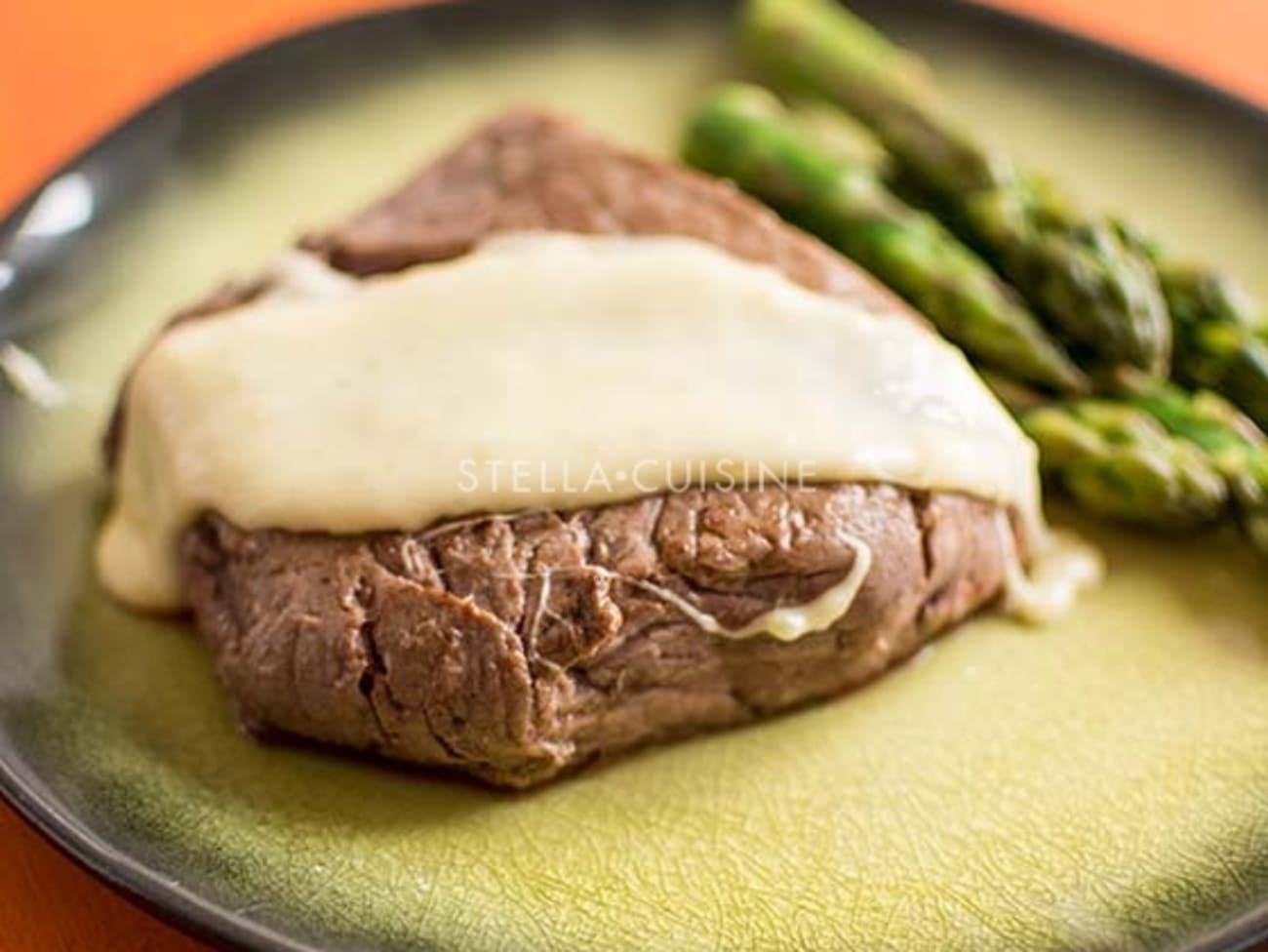 Pavé de boeuf sauce comtoise : recette Pavé de boeuf sauce comtoise