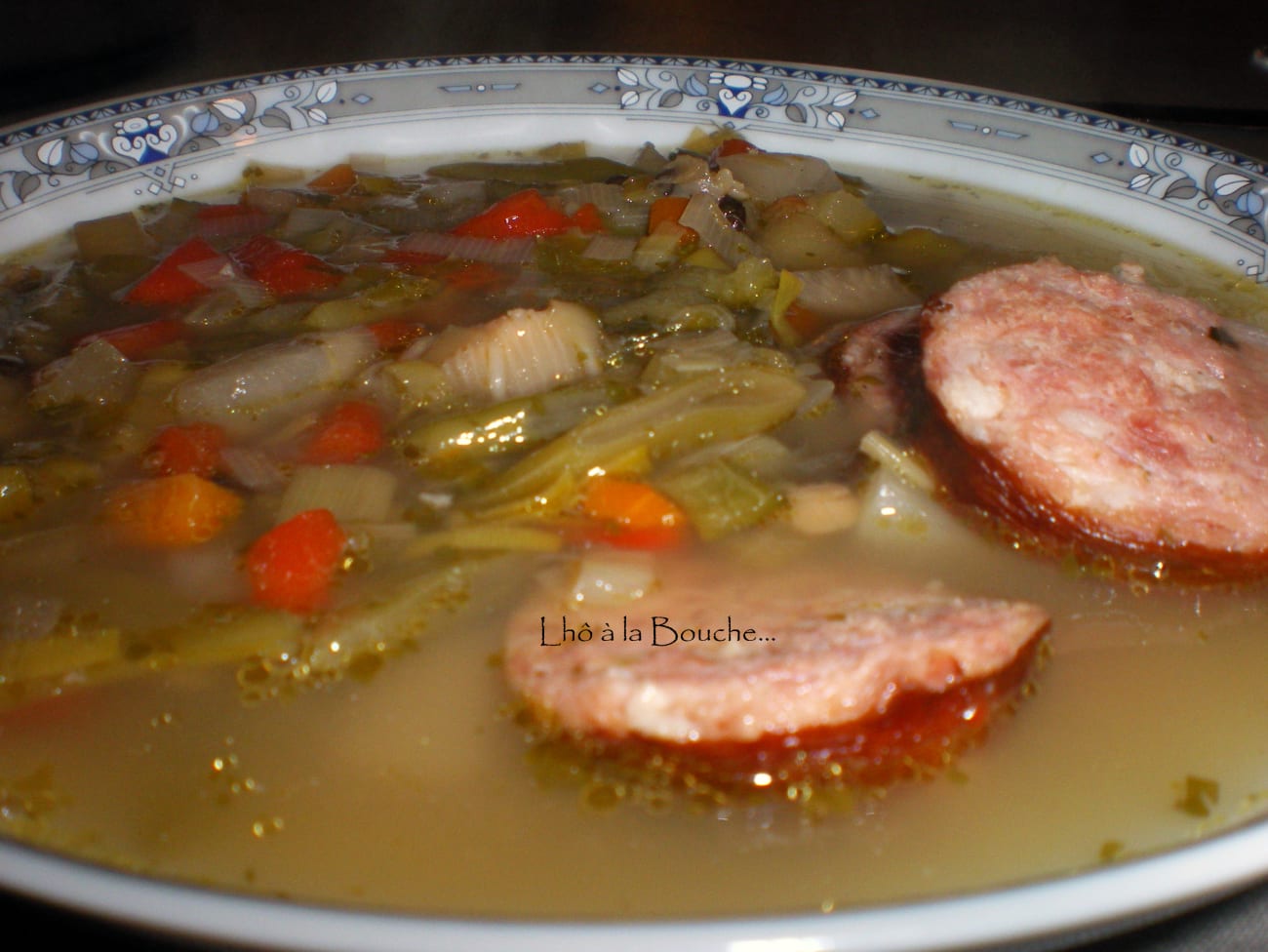 Potage paysan à la saucisse de Morteau : un plat complet ! : recette