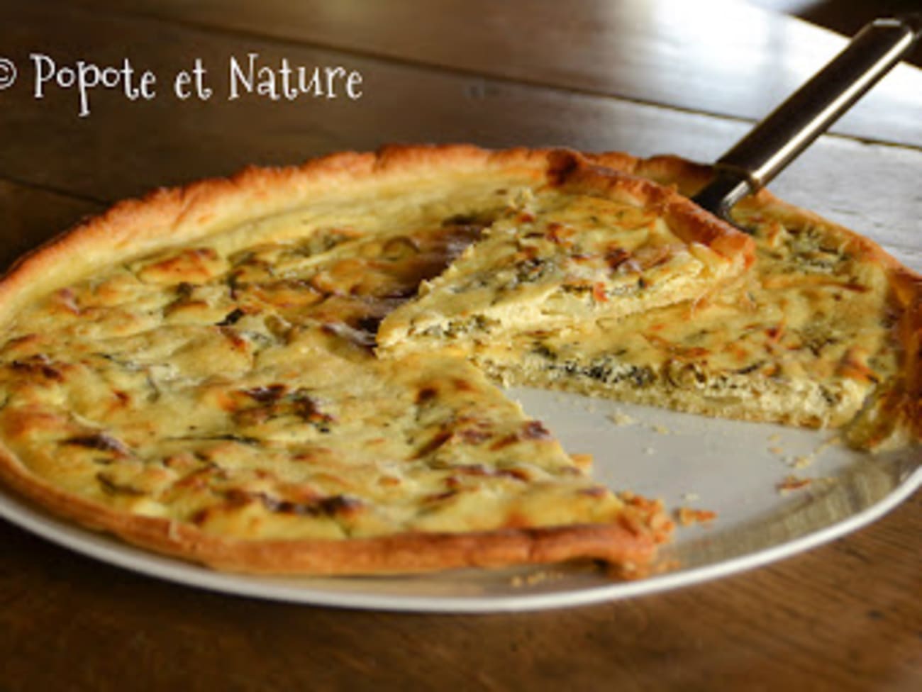 Tarte fine au fromage frais corse aux blettes et aux oignons pour le
